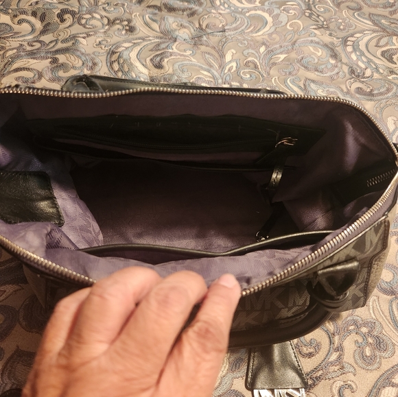 Michael Kors Handbag - Picture 2 of 4